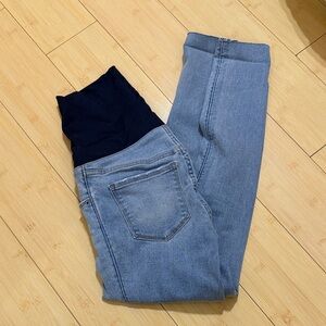 Old Navy Light Blue Skinny Maternity Jeans